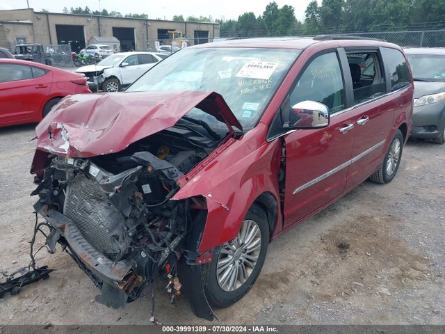 2C4RC1CG8GR247912 Chrysler Town & Country Touring-l Anniversary Edition