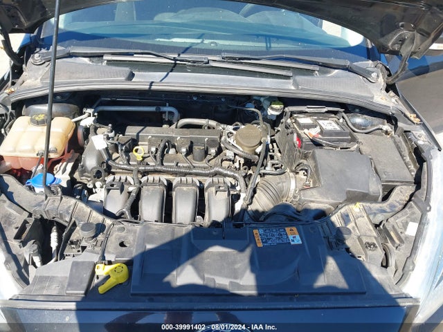 Ford FOCUS SE 2015 1FADP3K22FL316218 Image 10