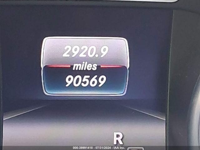 WDDSJ4EB7GN379640 Mercedes-Benz CLA 250