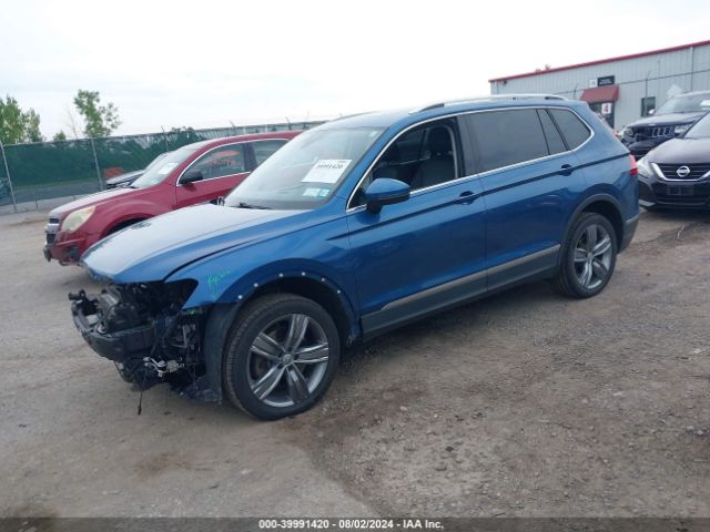 3VV2B7AX1LM124868 Volkswagen Tiguan 2.0t Se/2.0t Se R-line Black/2.0t Sel