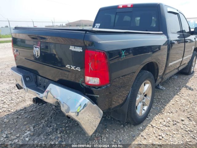 3C6RR7LT4JG266329 RAM 1500 Big Horn  4x4 5'7 Box