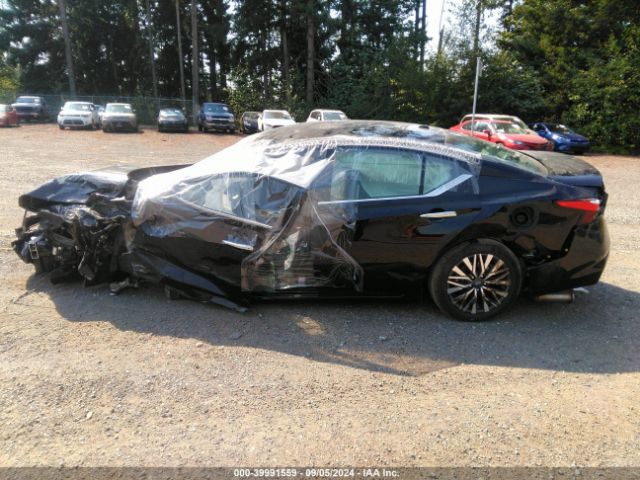 1N4BL4DW8RN419158 Nissan Altima Sv Intelligent Awd