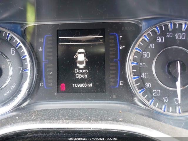 1C3CCCAB1FN641826 Chrysler 200 Limited