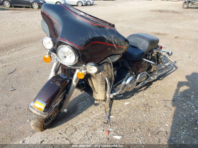 2011 HARLEY-DAVIDSON FLHTCU 1HD1FC413BB608785 Photo 1