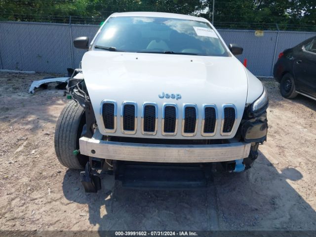 1C4PJMABXEW317856 Jeep Cherokee Sport