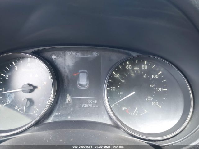 JN1BJ1CP2HW009718 Nissan Rogue Sport Sv