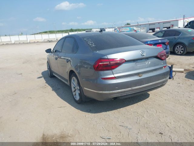 1VWLA7A32KC004867 Volkswagen Passat 2.0t Wolfsburg Edition