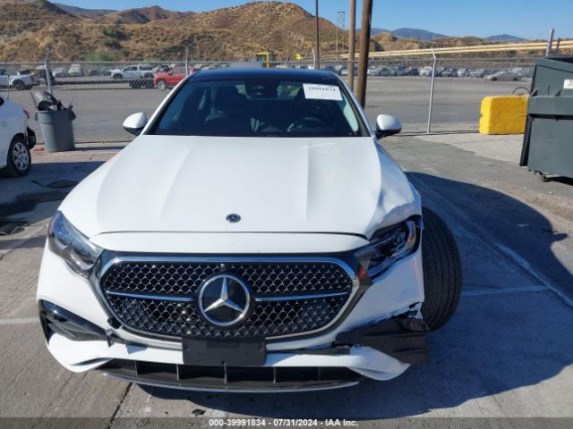W1KLF4HB2RA045611 Mercedes-Benz E 350