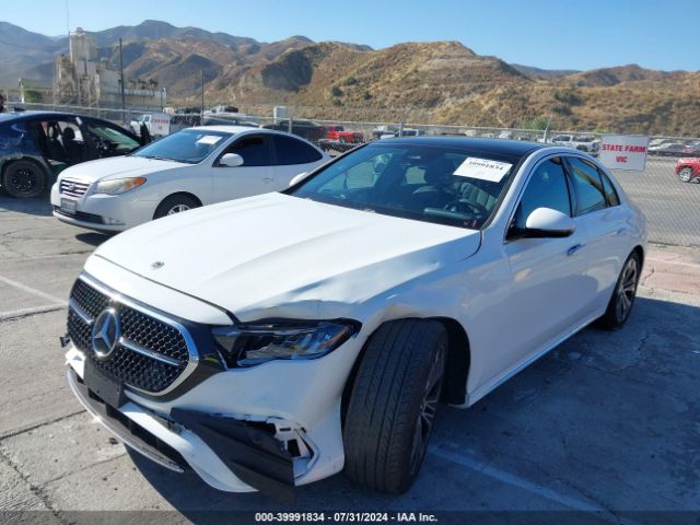 W1KLF4HB2RA045611 Mercedes-Benz E 350