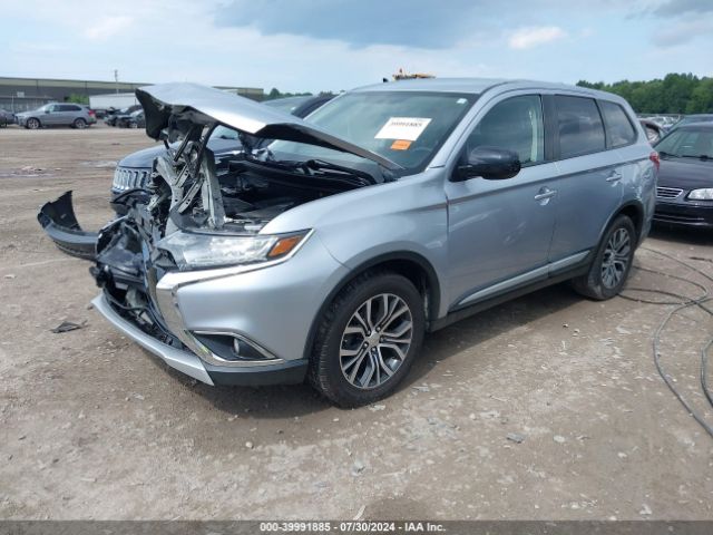 JA4AD2A30HZ011417 Mitsubishi Outlander Es
