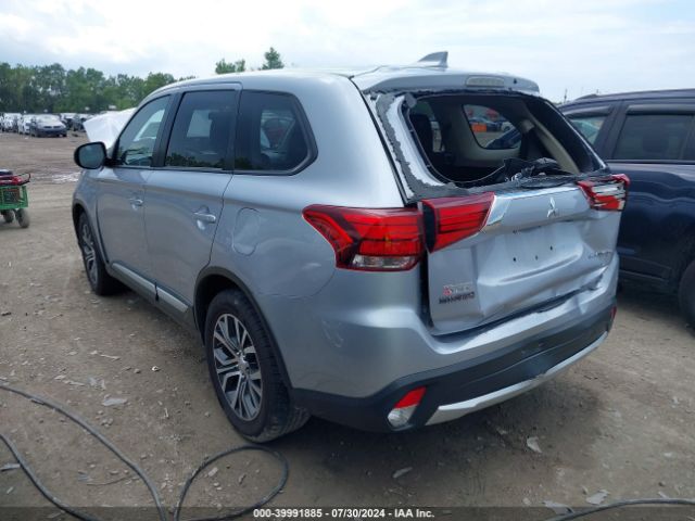 JA4AD2A30HZ011417 Mitsubishi Outlander Es