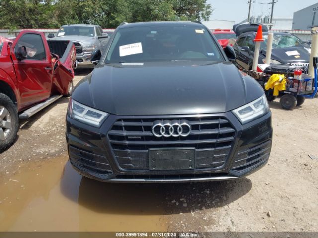 WA1BNAFY0K2073920 Audi Q5 45 Premium