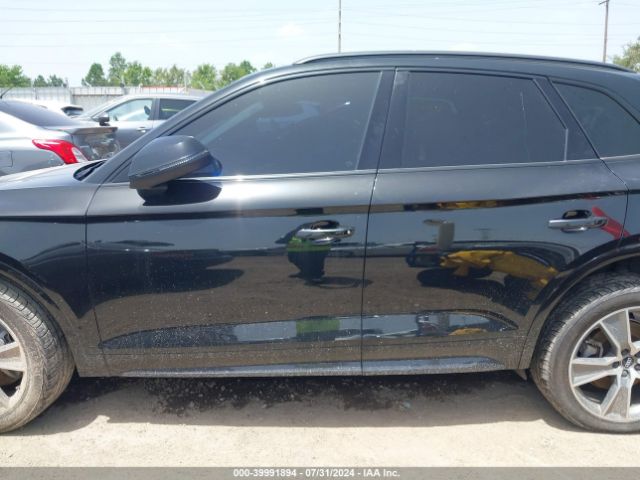 WA1BNAFY0K2073920 Audi Q5 45 Premium