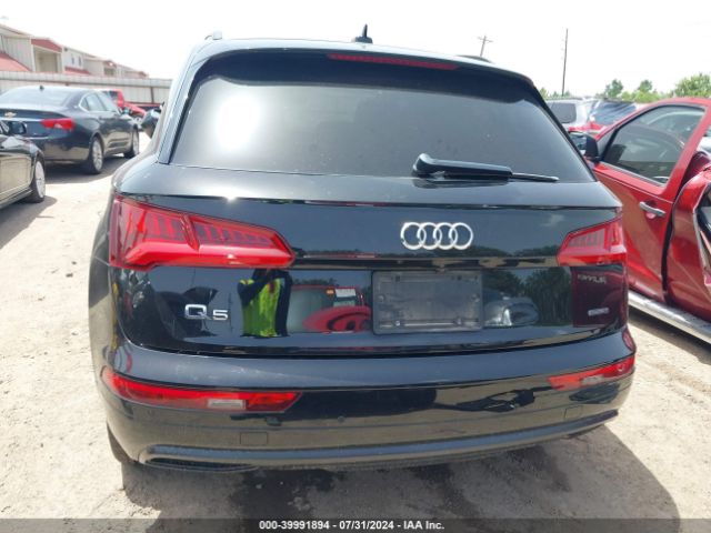 WA1BNAFY0K2073920 Audi Q5 45 Premium