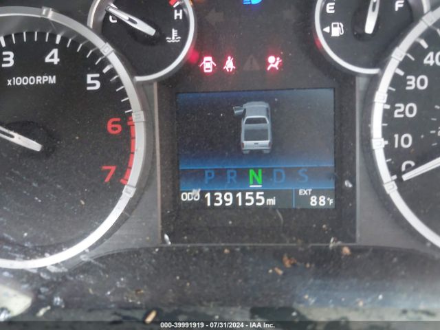 5TFRM5F12HX120944 Toyota Tundra Sr5 4.6l V8