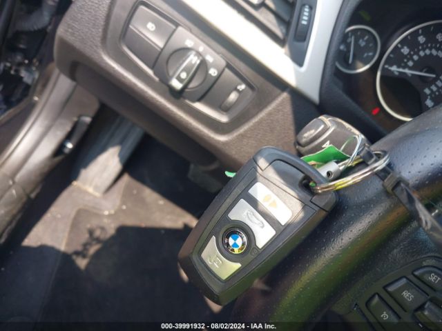 WBA8E5G38HNU43185 BMW 320i Xdrive