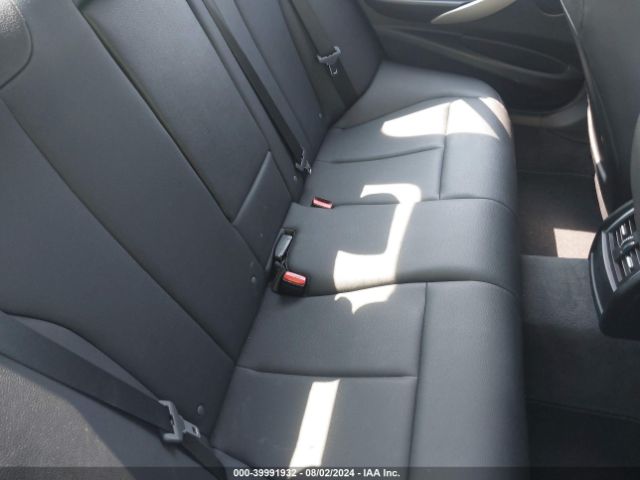 WBA8E5G38HNU43185 BMW 320i Xdrive