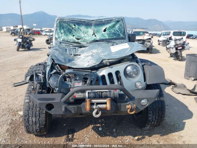 1C4BJWEG5EL141134 Jeep Wrangler Unlimited Sahara