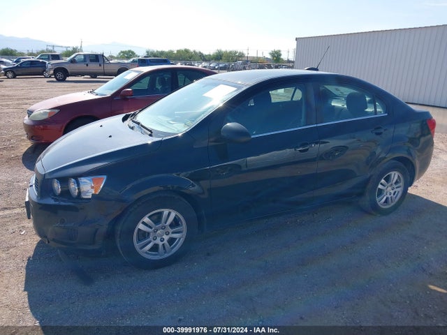 Chevrolet Sonic Lt Auto 2016 1G1JC5SH4G4105437 Image 2