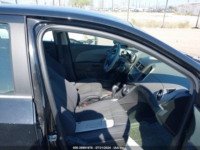 Chevrolet Sonic Lt Auto 2016 1G1JC5SH4G4105437 Image 5