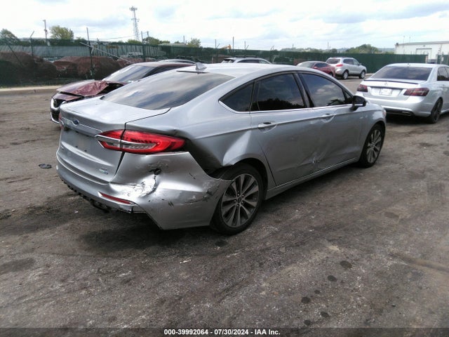 Ford FUSION SE 2020 3FA6P0T94LR190329 Image 4