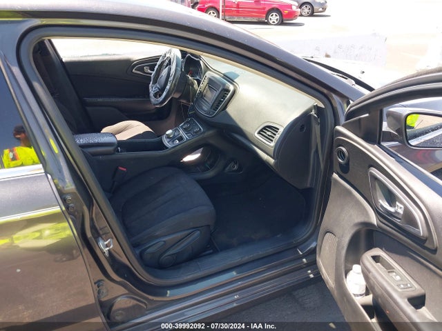 1C3CCCABXFN560324 Chrysler 200 Limited