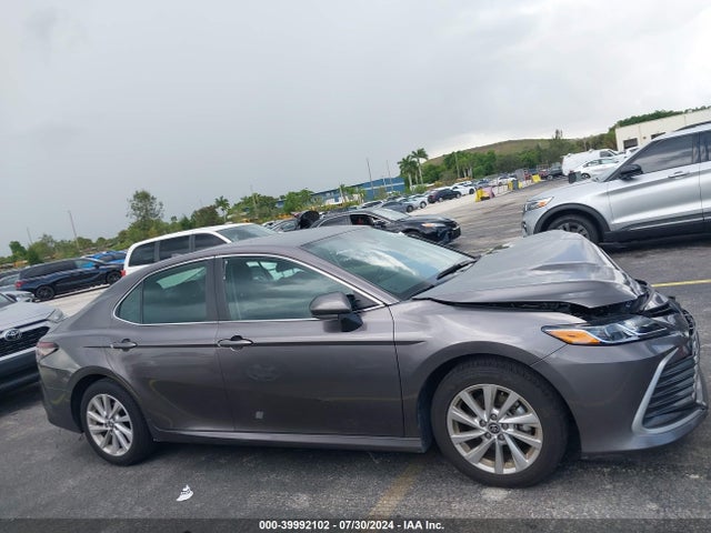 Toyota CAMRY LE 2023 4T1C11AK2PU183948 Image 13
