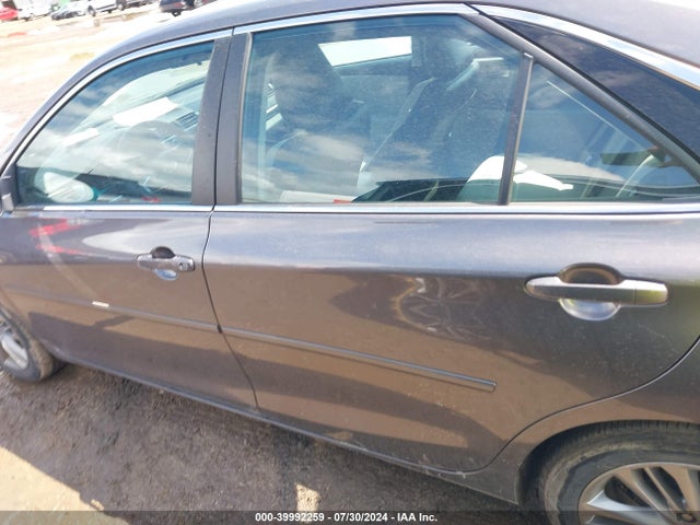 39992259 :رقم المزاد ، 4T1BF1FKXGU124457 vin ، 2016 Toyota Camry Se مزاد بيع
