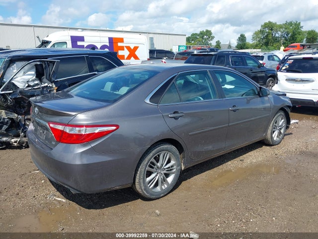 39992259 :رقم المزاد ، 4T1BF1FKXGU124457 vin ، 2016 Toyota Camry Se مزاد بيع