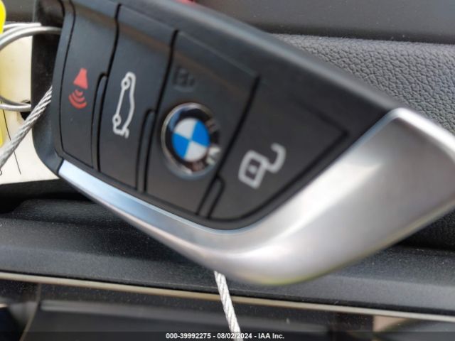 3MW69FF09R8D88162 BMW 3 Series 330i
