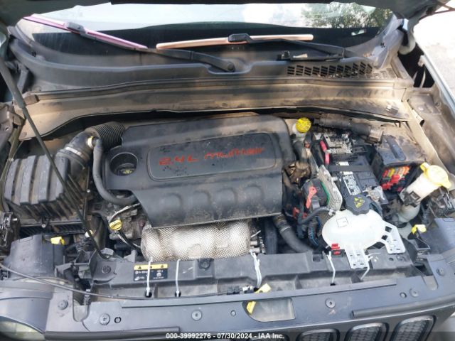 ZACCJBCT6FPB85721 Jeep Renegade Trailhawk