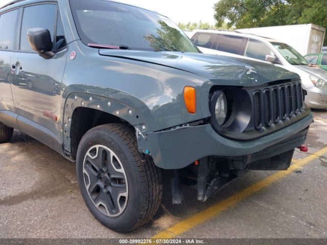 ZACCJBCT6FPB85721 Jeep Renegade Trailhawk