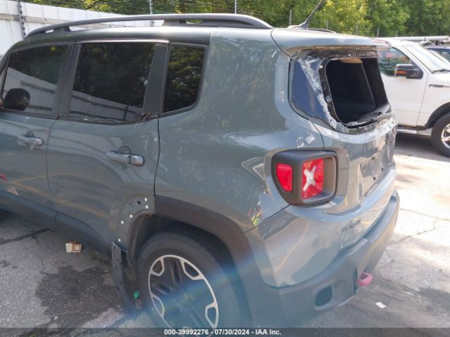 ZACCJBCT6FPB85721 Jeep Renegade Trailhawk