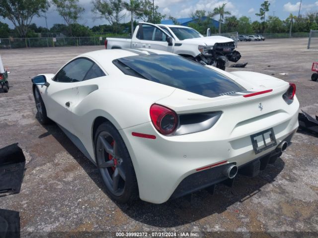 2018 FERRARI 488 GTB ZFF79ALA4J0237401 Photo 2