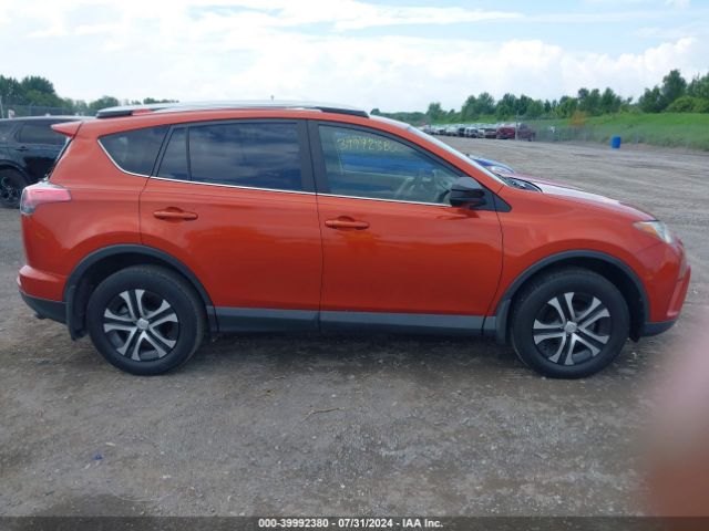JTMBFREV9GJ102739 Toyota RAV4 LE