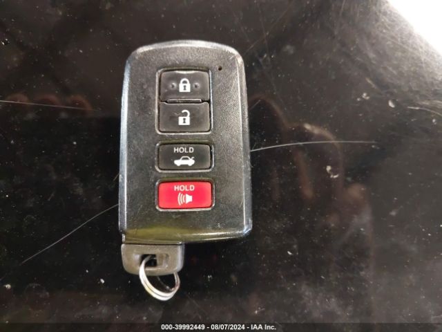 4T1BD1FK9FU158233 Toyota Camry Hybrid Le