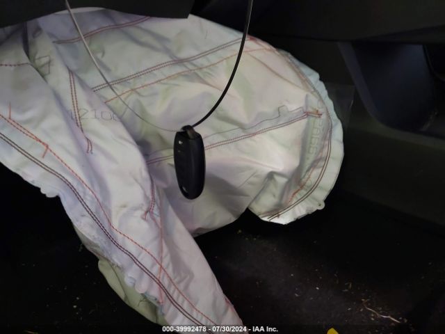 5N1AT3BA8MC810138 Nissan Rogue Sv Fwd