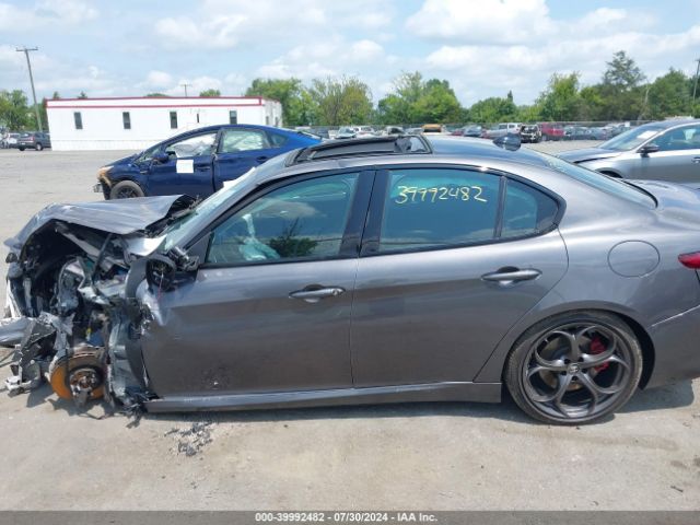 ZARFANBN8L7636387 Alfa Romeo Giulia Ti Sport Awd