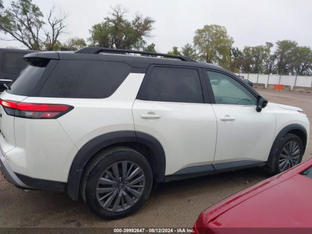 5N1DR3CD6RC213985 Nissan Pathfinder Sl 4wd