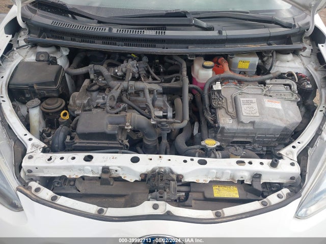 Toyota Prius C Four/one/three/two 2015 JTDKDTB33F1581163 Image 10