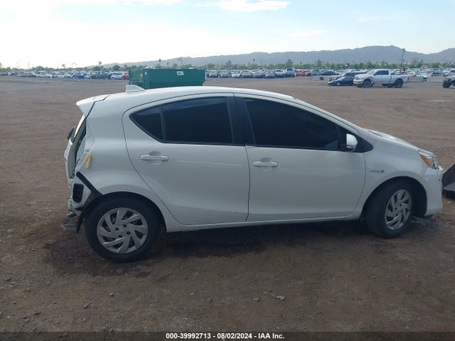 Toyota Prius C Four/one/three/two 2015 JTDKDTB33F1581163 Image 14