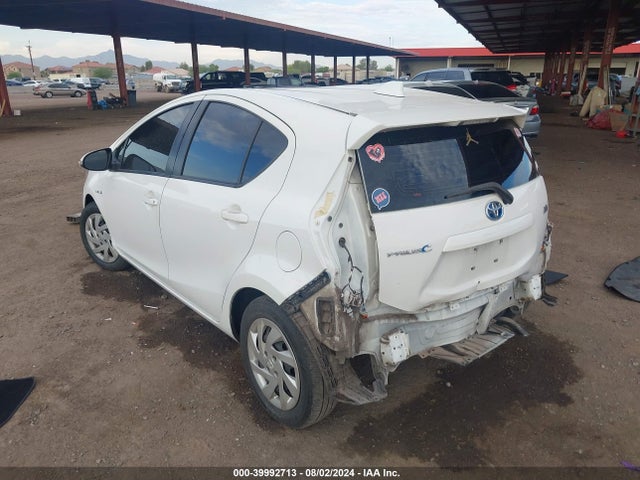 Toyota Prius C Four/one/three/two 2015 JTDKDTB33F1581163 Image 3