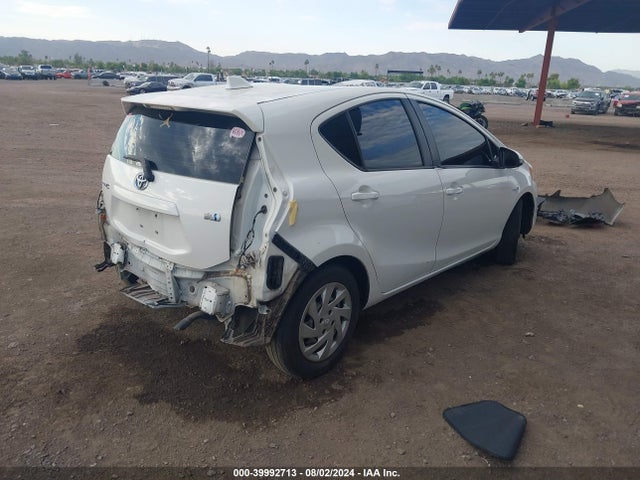 Toyota Prius C Four/one/three/two 2015 JTDKDTB33F1581163 Image 4