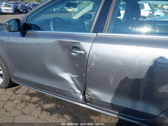 3VW2B7AJ7HM216176 Volkswagen Jetta 1.4t S