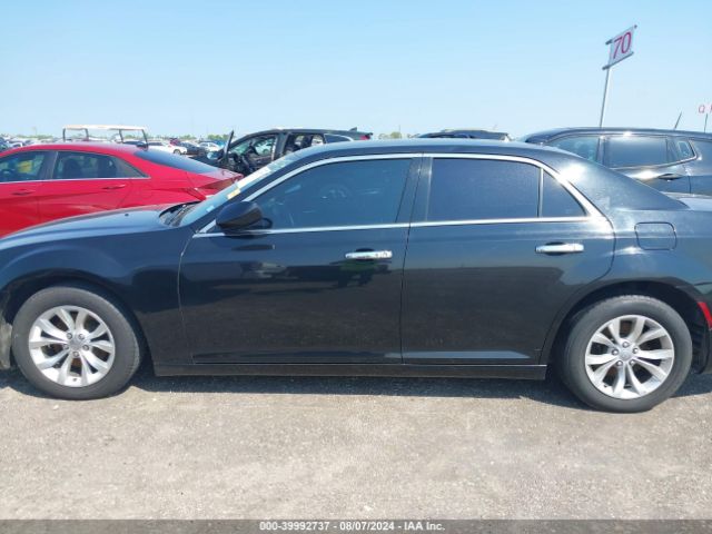 2C3CCAAGXFH772553 Chrysler 300 Limited