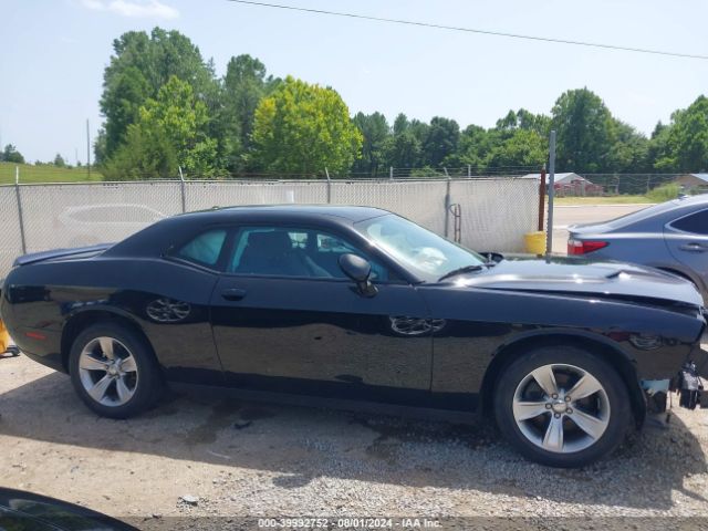 2C3CDZAGXLH214435 Dodge Challenger Sxt
