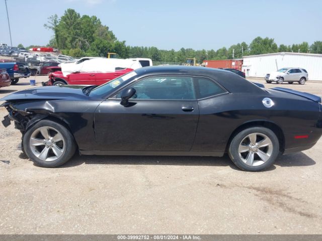 2C3CDZAGXLH214435 Dodge Challenger Sxt