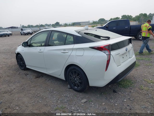 Toyota Prius Three 2017 JTDKARFU1H3035869 Image 3