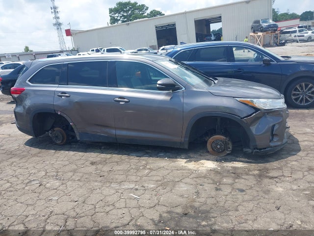 Toyota Highlander Xle 2019 5TDKZRFHXKS340045 Image 12