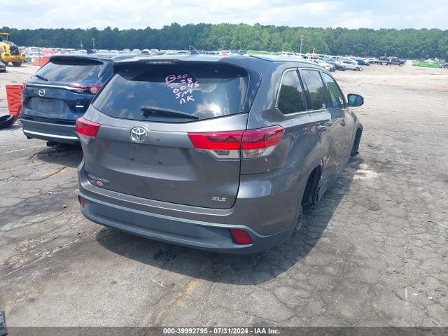 Toyota Highlander Xle 2019 5TDKZRFHXKS340045 Image 4